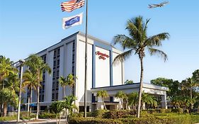 Hampton Inn Miami 3*